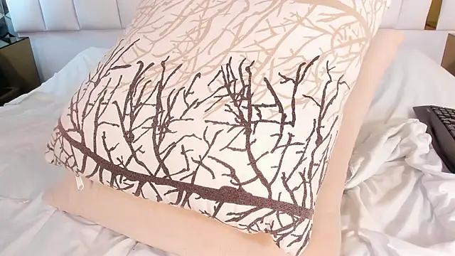 lia_mariana 现场XXX聊天