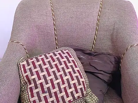 cute_zaraa Show Webcam