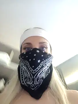 แชท XXX สดของ Sweet_xxBuse