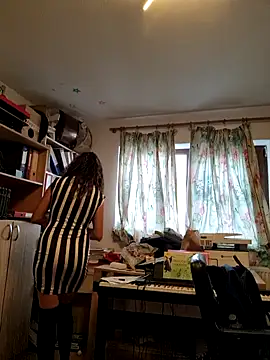 MiraBennet 网络视讯表演