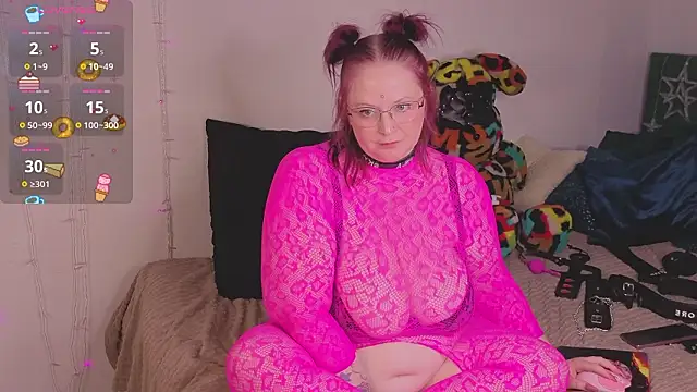 Pokazy przed kamerką – MilanaSkyingg