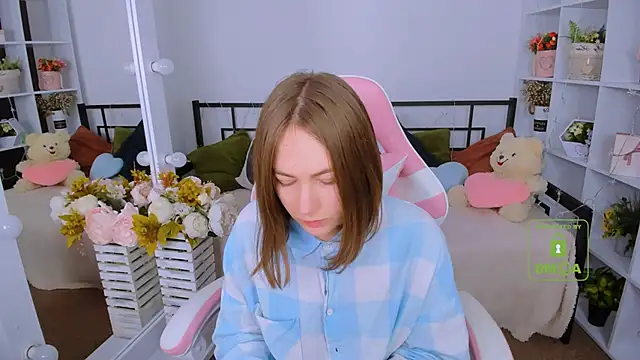 دردشة Elma_Lily الجنسية المباشرة