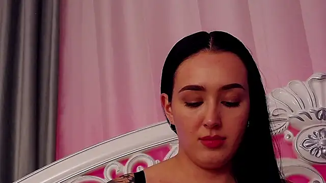 KimKhallifa's Webcam Show