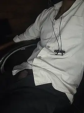 Ravi_2321n Webbikameraesitys