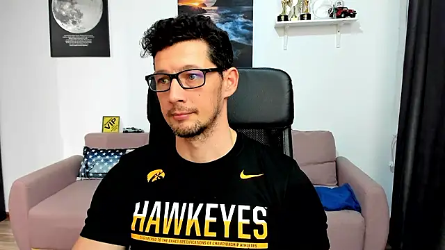 BrutusK08 Webcam show