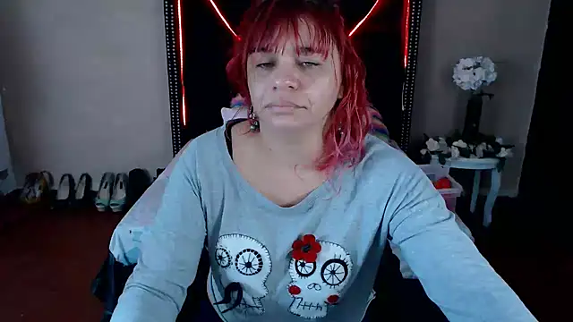 VioletaaaSlave: вебкам-шоу