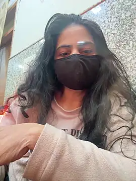 SashaPatel Show in webcam