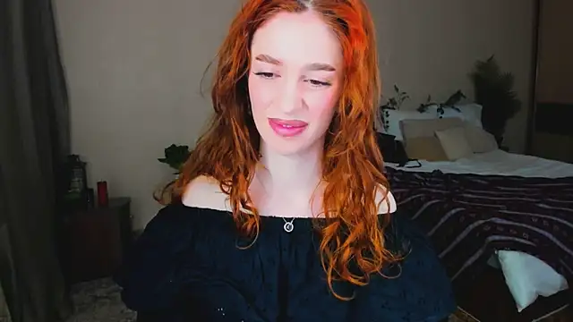 ChristinaConteereeのライブXXXチャット