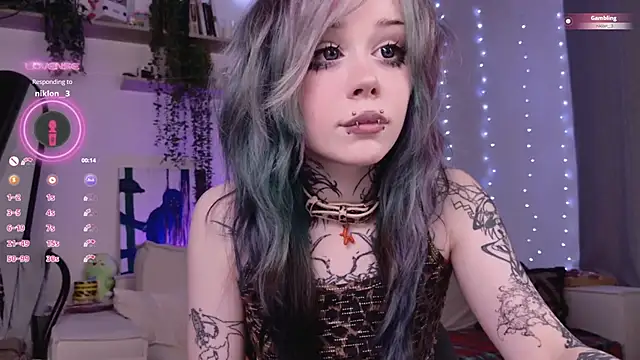 LollyshyのライブXXXチャット