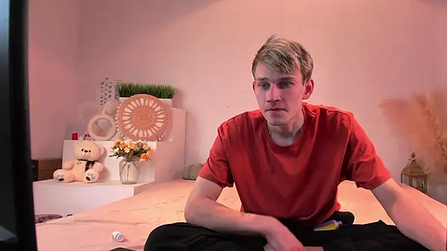 Volan_Starts' Webcam Show