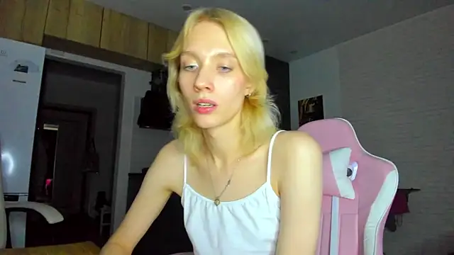 _Alice_Kitty's Webcam Show