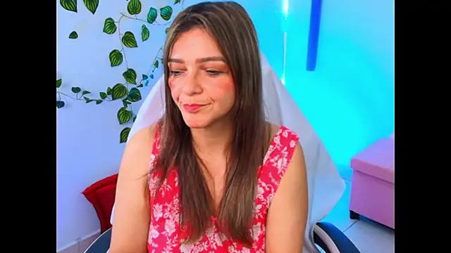 Carol_Miss2 élő XXX-chatje