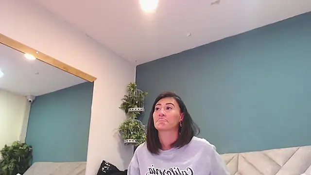 SharisWillian élő XXX-chatje