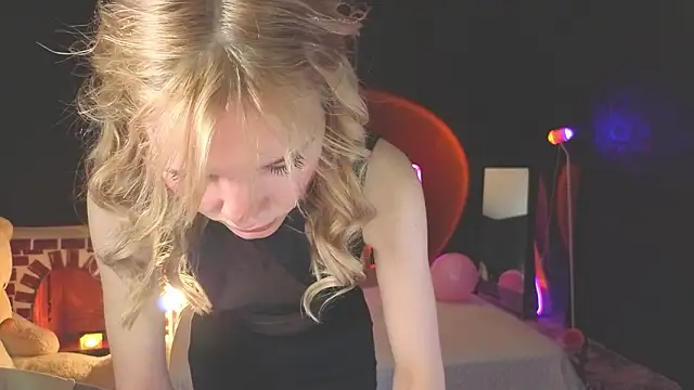 Chat +18 de LitaBrom ao vivo