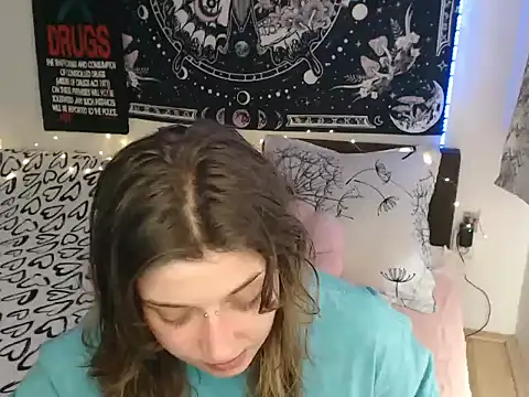 Chat +18 de AlienforTwenty ao vivo