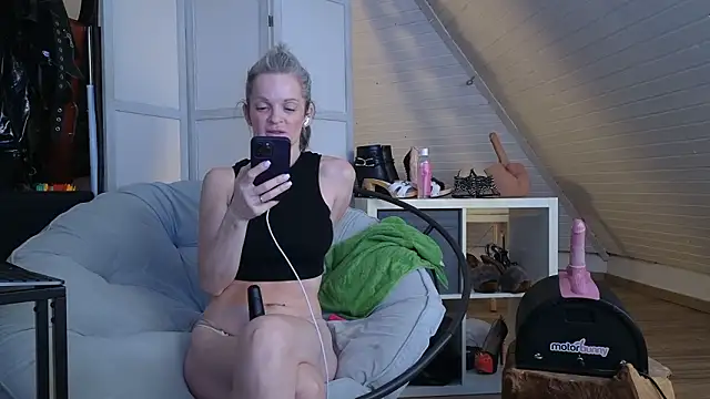 Czat XXX na żywo – Sabdeluxe