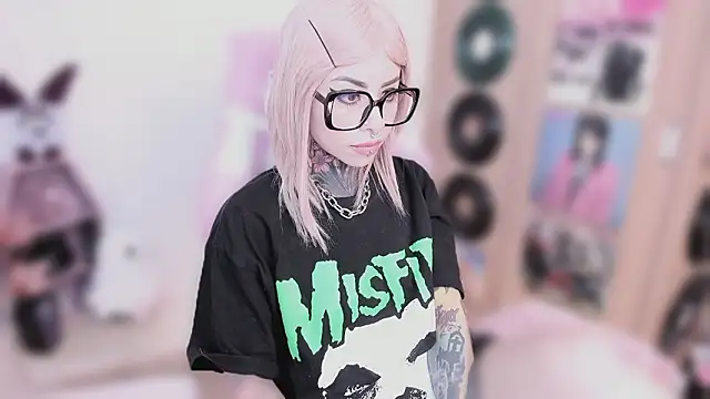 NikkiRamone Live XXX-chat