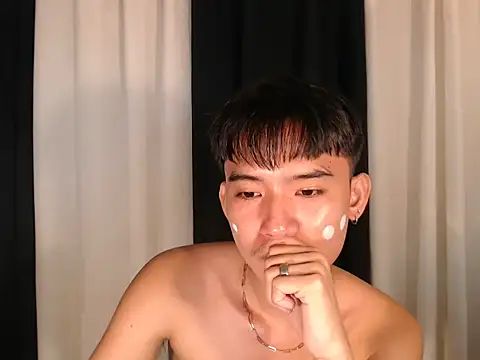 asian_dai: απευθείας συνομιλία ΧΧΧ