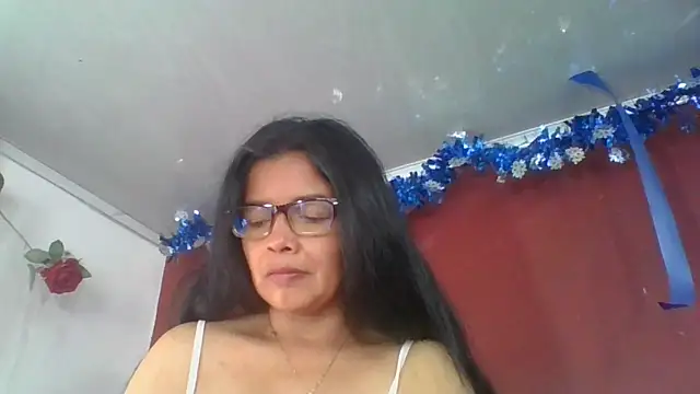 แชท XXX สดของ DianaOchoa_