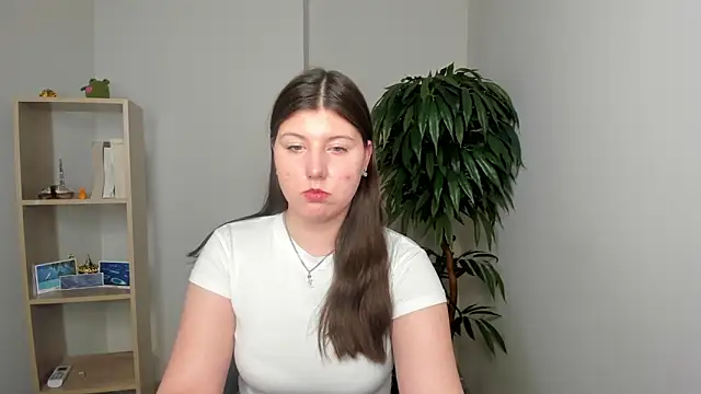 MarkitaPoliti Adlı Modelin Canlı XXX Sohbeti