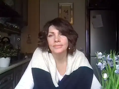 Baby-Matilda Adlı Modelin Canlı XXX Sohbeti