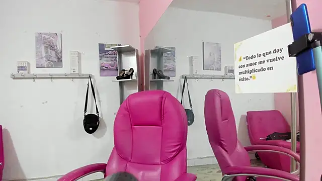 Chat XXX en directo de CAMILA--REY