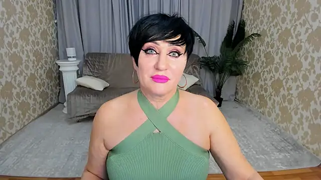 KiraTempt Live XXX-Chat