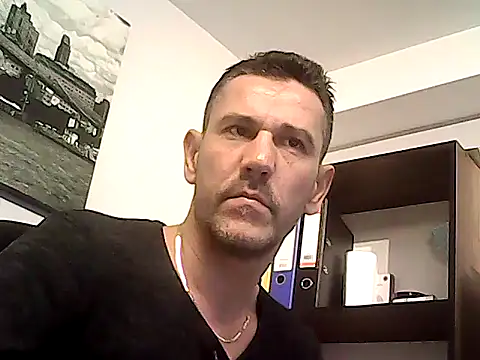 mastercharisma35 Live XXX Chat