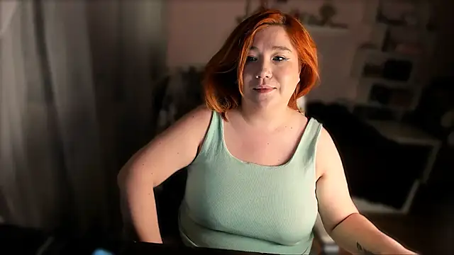 Vi-Vixen's Live XXX Chat