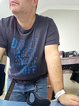 Andrew1900529 网络视讯表演