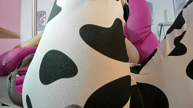 CAMILA--REY live XXX chat