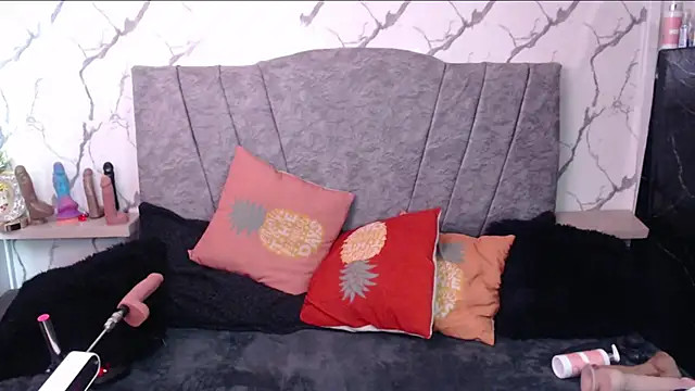 VIOLETTA-HOT Live XXX-Chat