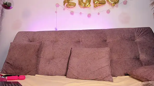 violet_77711 live XXX chat