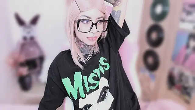 Živý XXX chat NikkiRamone