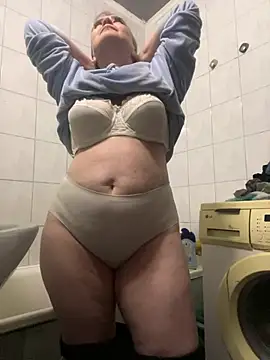 Irina2909@xhのウェブカメラショー