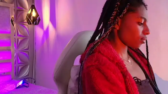 Queen_perla_ live XXX chat