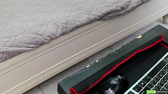 SilasCollins' Live XXX Chat