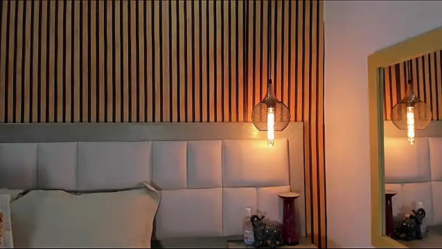 Roseaurora live XXX chat