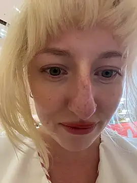 RonnieKiss Webcam show