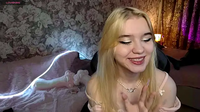 Pokazy przed kamerką – JudithPeach