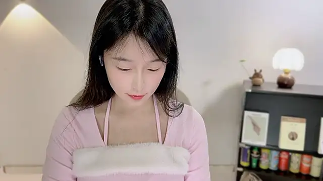 OnechestnutのライブXXXチャット