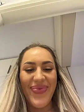 alisa_w 现场XXX聊天