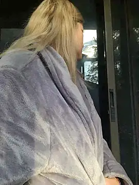 NikkiBlisss Obrolan Langsung XXX