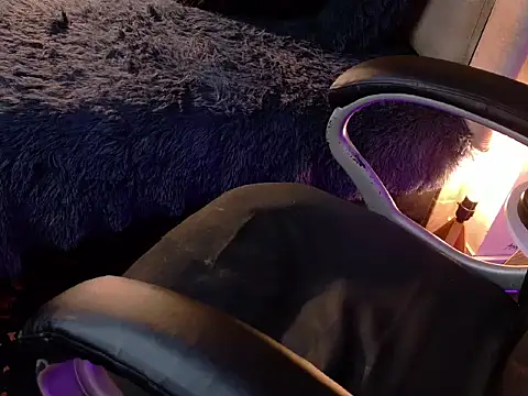 XXX chat uživo modela 4L3JX