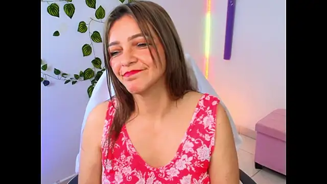 Carol_Miss2 Chat XXX in diretta