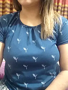 Tanha18 Chat XXX in diretta