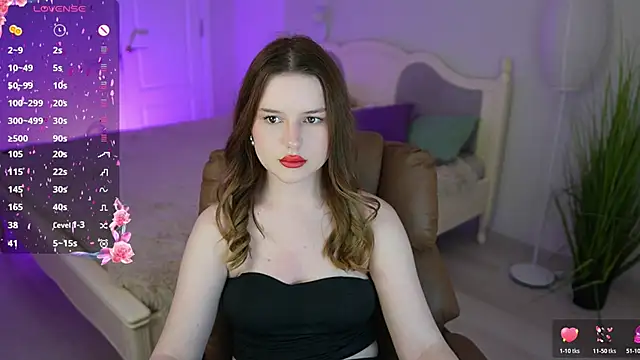 Milana_Moons élő XXX-chatje