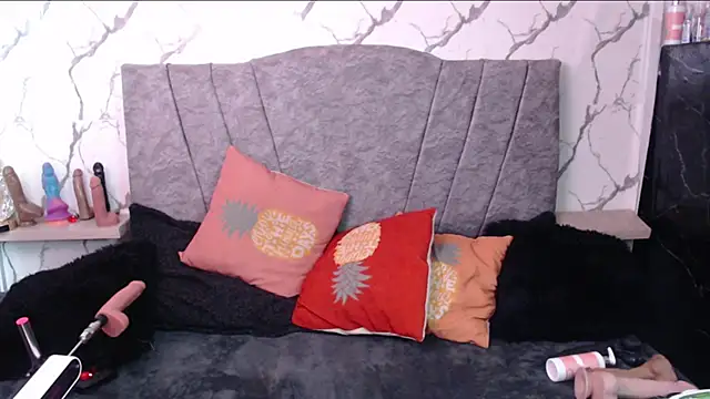 VIOLETTA-HOT Adlı Modelin Canlı XXX Sohbeti