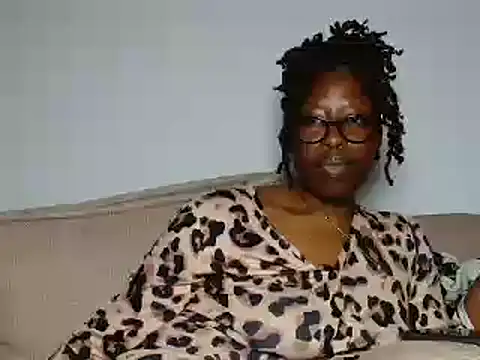 MasterIndigo Chat XXX live