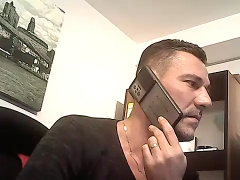 mastercharisma35 Chat XXX in diretta